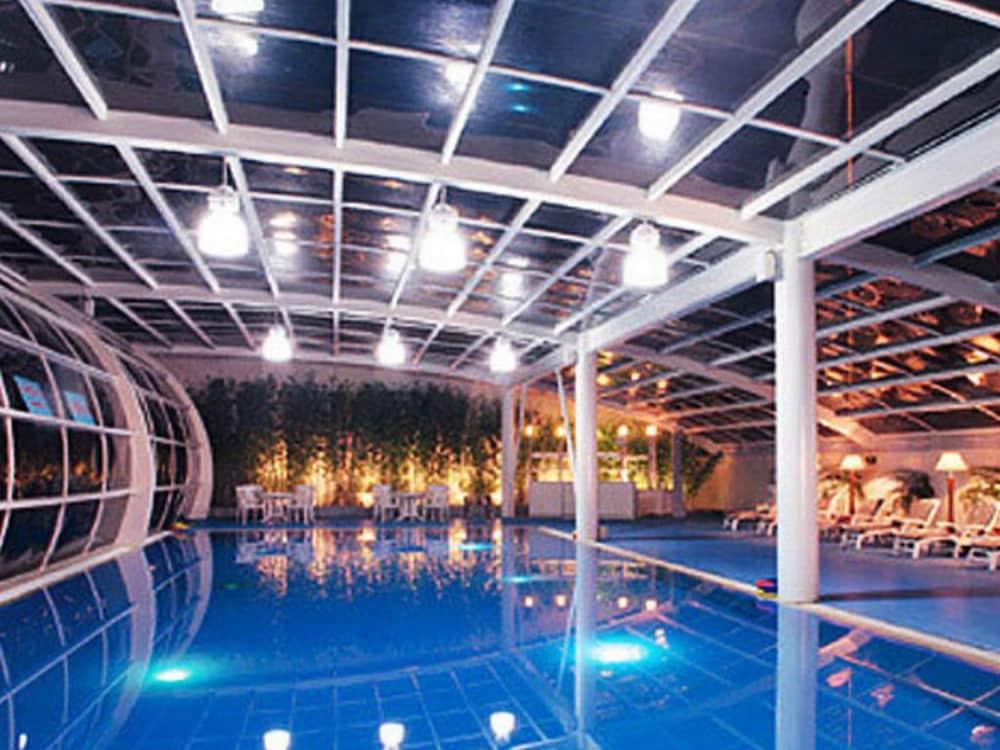 World Trade Hotel Taiyuan Exterior photo