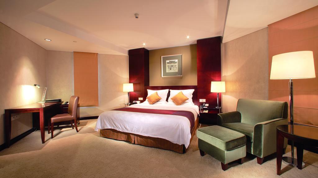 World Trade Hotel Taiyuan Room photo